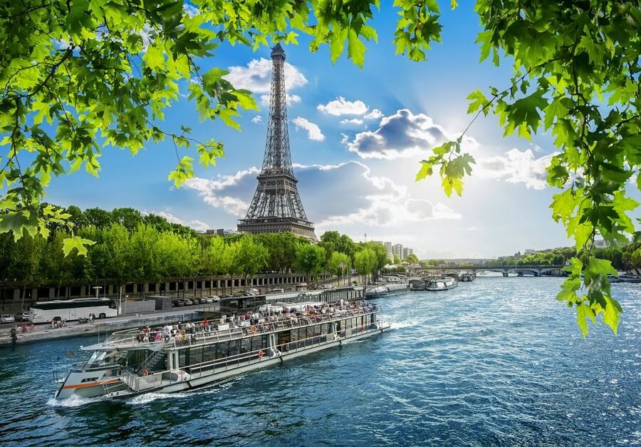 Paris: Day or Sunset Cruise with Drink, Ice Cream or Dessert - Why This Seine Cruise Works Even If You Are Short on Time