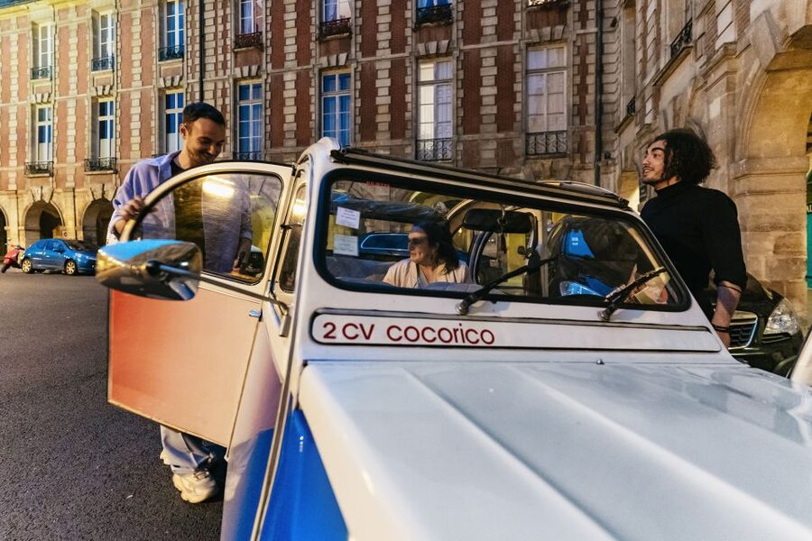Paris: Discover Paris by Night in a Vintage Car with a Local - Eiffel Tower Sparkle, Louvre Glimpses, and More Along the Seine