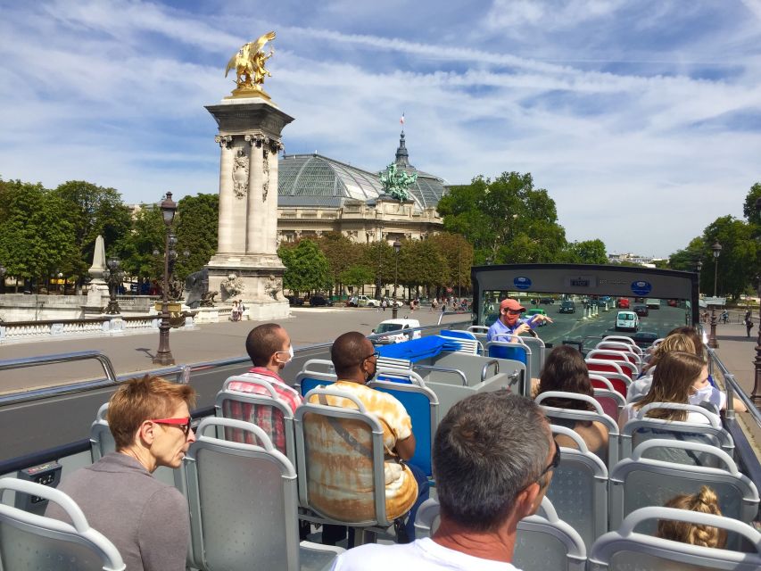Paris: Discovery Hop-On Hop-Off and Paris by Night Tour - Eiffel Tower, Pont Alexandre III, and Les Invalides: where the route becomes your photo plan