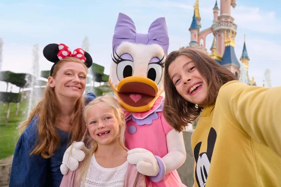 Paris: Disneyland Paris Ticket with Transfer - Key Takeaways Before You Go