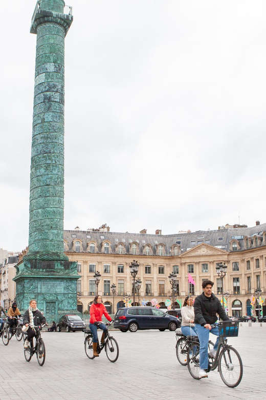 Paris: E-bike tour - Monumental and Hidden Paris - Louvre to Tuileries, the monument route done the smart way