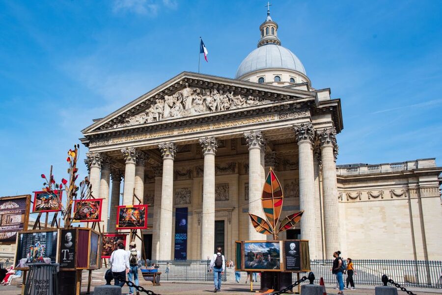 Paris: E-bike tour - Monumental and Hidden Paris - Place de la Concorde and the big-square energy