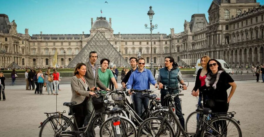 Paris: E-bike tour - Monumental and Hidden Paris - Saint-Germain-des-Prés, cafes, books, and a short break from chaos