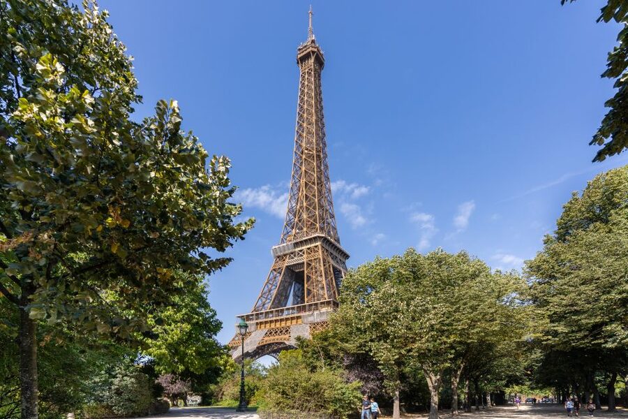 Paris: Eiffel Tower 2nd Floor or Summit Access - How long you will be on the tower, and where time can disappear