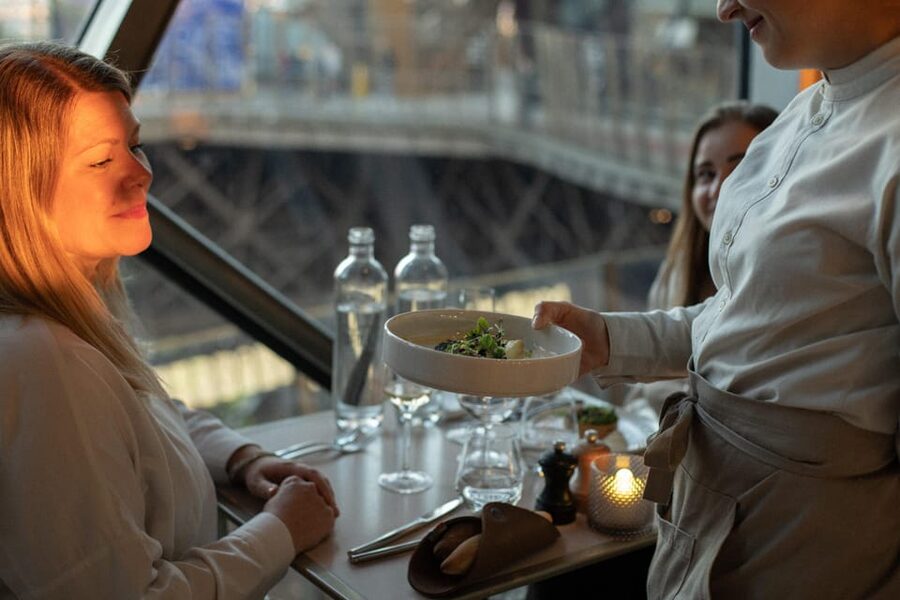 Paris: Eiffel Tower Dining, Gustave Menu at Madame Brasserie - After dinner: roaming Level 1 without changing your plans