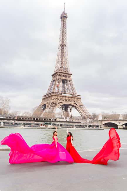 Paris: Eiffel Tower Flying-Dress Photoshoot jonadress - Where You Start: Pont dIéna and the Eiffel Tower Side