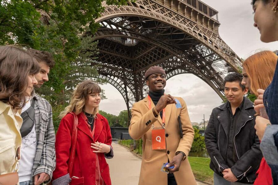 Paris: Eiffel Tower Guided Tour with Summit Access - Price and value: is $164 actually worth it?