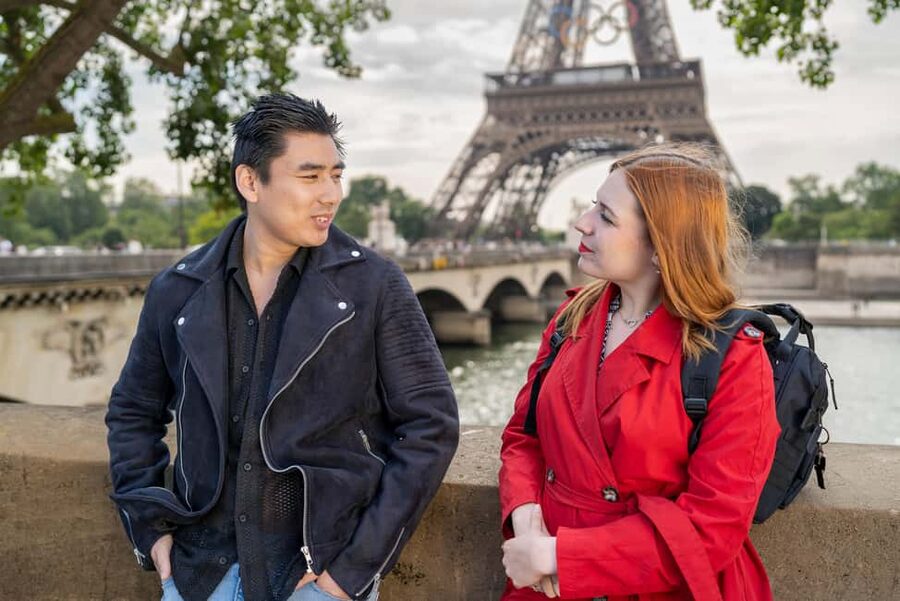 Paris: Eiffel Tower Guided Tour with Summit Access - Who should book this Eiffel Tower summit tour