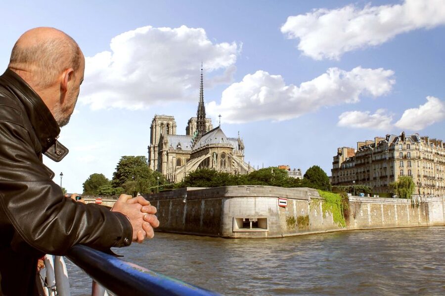 Paris: Eiffel Tower Hosted Tour, Seine Cruise and City Tour - Summit upgrade: when it’s worth it, and when it’s a time trap