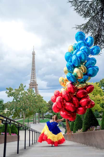 Paris: Eiffel Tower & Louvre Private Photoshoot - Photo delivery and the online gallery: what you’ll do after