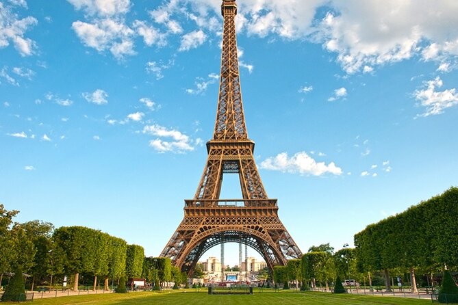 Paris Eiffel Tower, Notre Dame, Louvre and Montmartre Guided Tour - Eiffel Tower, mostly about meaning and timing