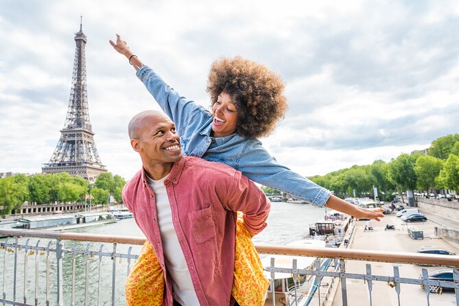Paris: Eiffel Tower Photo Shoot - Why This Beats Selfies at the Eiffel Tower