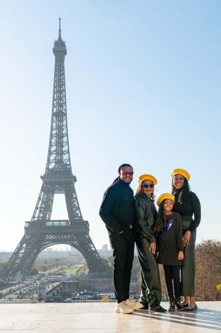 Paris: Eiffel Tower Private Professional Photoshoot - Price and value for a private Eiffel Tower photo session