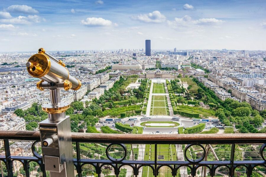Paris: Eiffel Tower Summit or Second Floor Access - Going Up to the Summit: When It’s Worth It and What to Watch