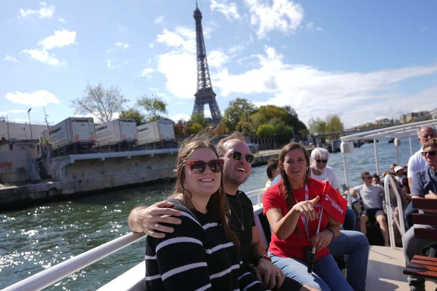 Paris: Eiffel Tower Tour & River Cruise with Summit Option - Meet at Pont d’Iéna, then go straight to the fun