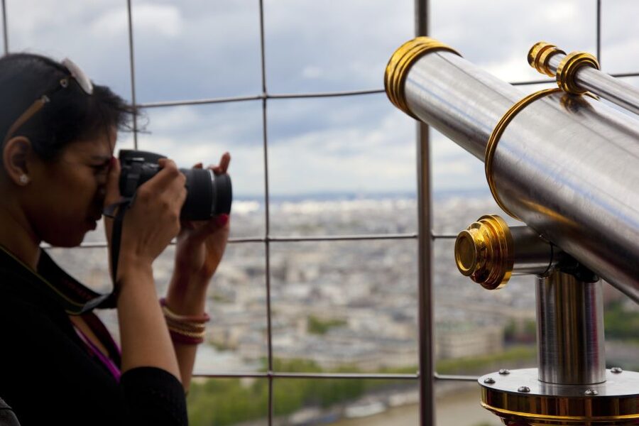 Paris: Eiffel Tower Tour & Seine River Cruise Tour - Summit option: what 905 feet up feels like