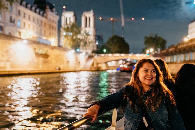 Paris Evening City of Lights Small Group Bike Tour & Boat Cruise - The café and ice cream pit stop, and how to use it