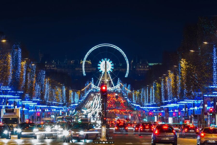 Paris: Evening Sightseeing Tour and Moulin Rouge Show - The Bus Ride Details: When It Helps, When It Doesn’t