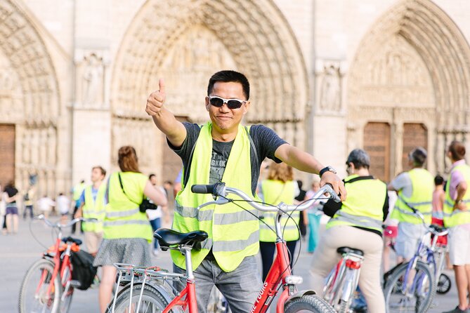 Paris Evening Snapshot Bike Tour - What the itinerary style means for your legs and your attention