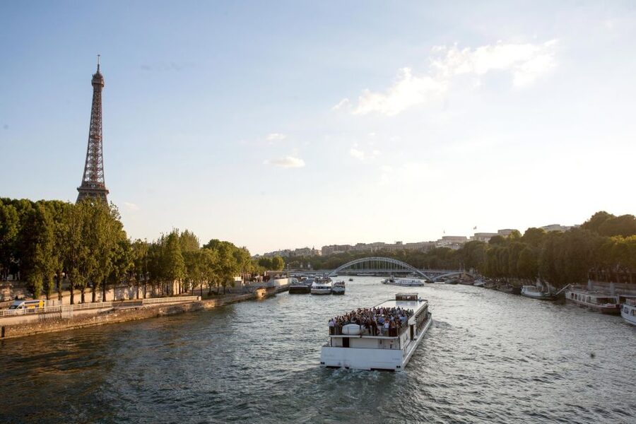 Paris Evening Snapshot Bike Tour - Price and Value: Is $46 a Good Deal for This Evening?