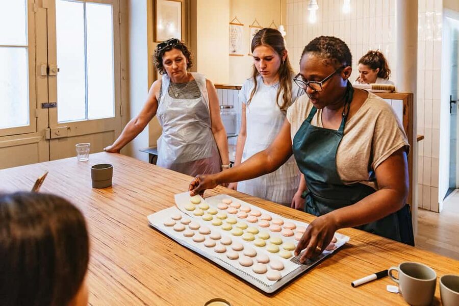 Paris: French Macaron Culinary Class with a Chef - Arriving at Maison Fleuret and Finding the Grey Door