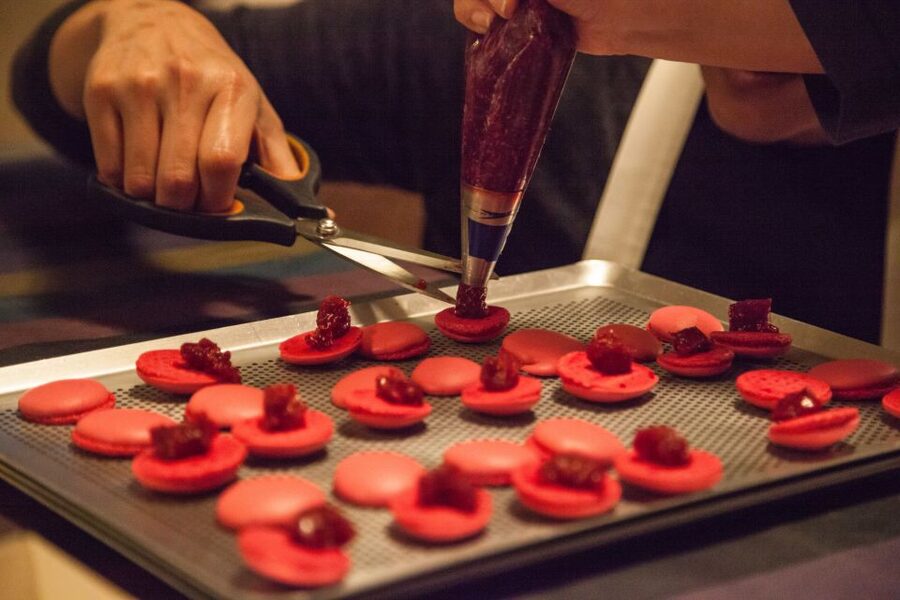 Paris: French Macarons Baking Class with a Parisian Chef - Your 3 hours: shells, baking, fillings, and the take-home moment