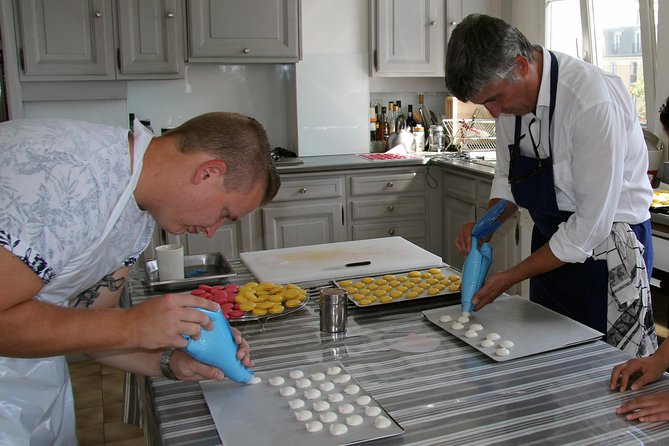 Paris French Macarons Small Group Baking Class with a Chef - What the Chef Teaching Style Looks Like in Practice