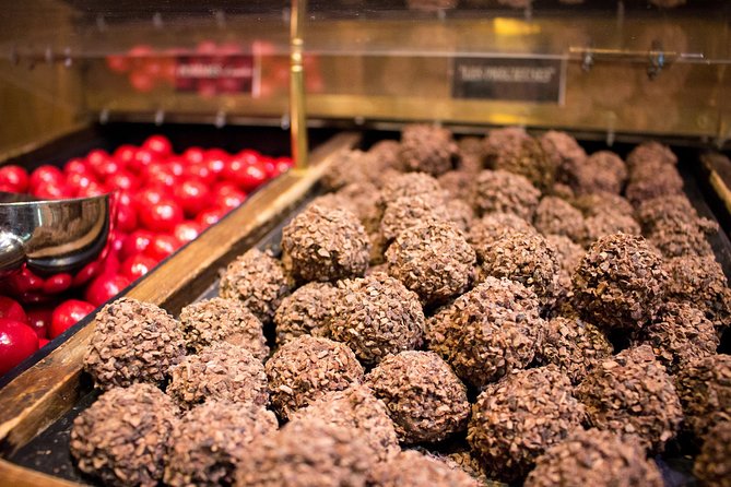 Paris French Sweets Tasting Tour with Pastries and Chocolates - How the Saint-Germain-des-Prés and Marais Choices Change the Vibe