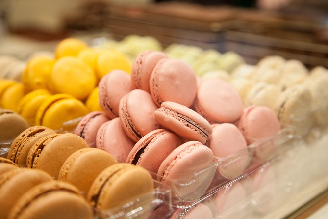 Paris French Sweets Tasting Tour with Pastries and Chocolates - The Guide Factor: Why This Tour Can Feel Personal