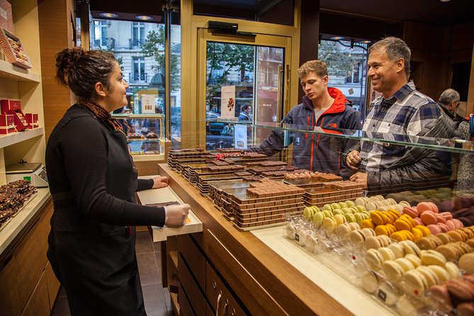 Paris French Sweets Tasting Tour with Pastries and Chocolates - The Walking Plan: A 2.5-Hour Food Stroll with Real Breaks