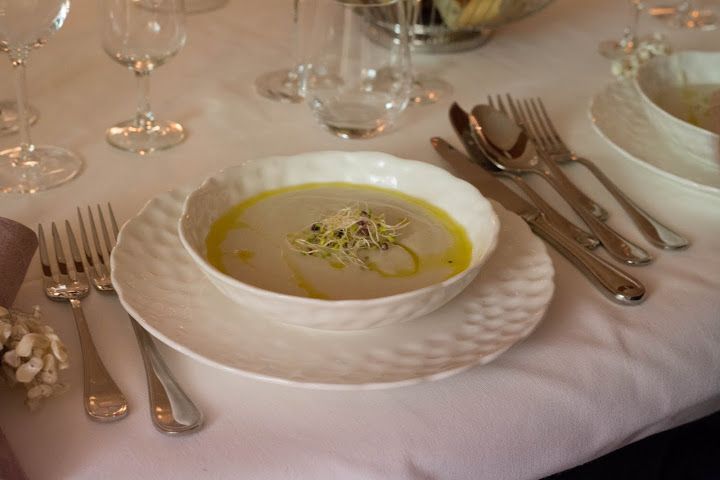 Paris: Full-Day Cooking Class, Market Tour and Lunch - In the Kitchen: Classic Techniques, Knife Work Thinking, and Dessert Sauce Practice