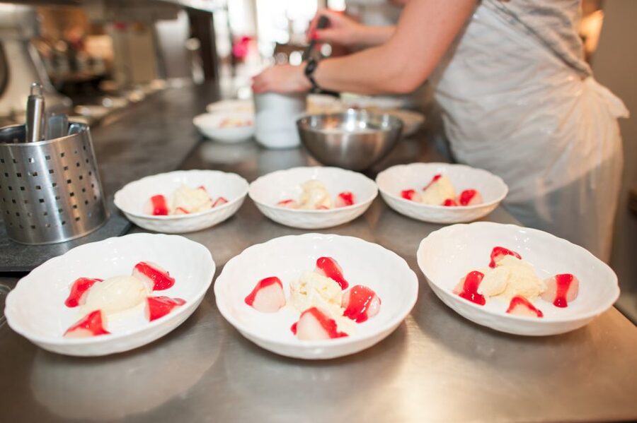 Paris: Full-Day Cooking Class with 3-Course Lunch - Cooking class rhythm: techniques, stations, and teacher attention