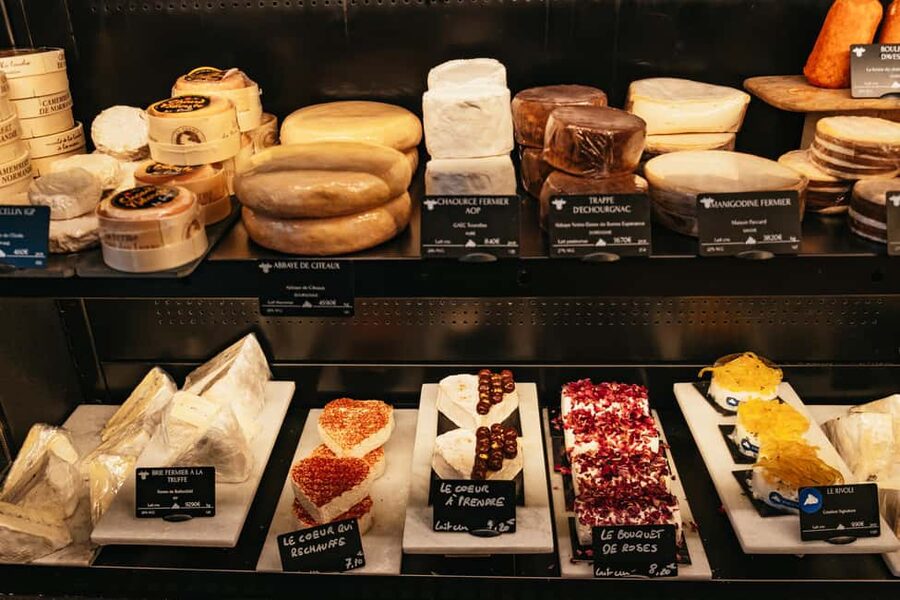 Paris: Gourmet Food Tour with Over 10 Tastings and Wine - Macarons and the Meilleur Ouvrier de France craft story