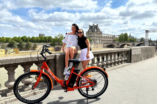 Paris Guided City Sightseeing Tour by Bike or E-Bike - Saint-Germain-l’Auxerrois and Saint-Jacques Tower: Church Stops That Explain Medieval Paris
