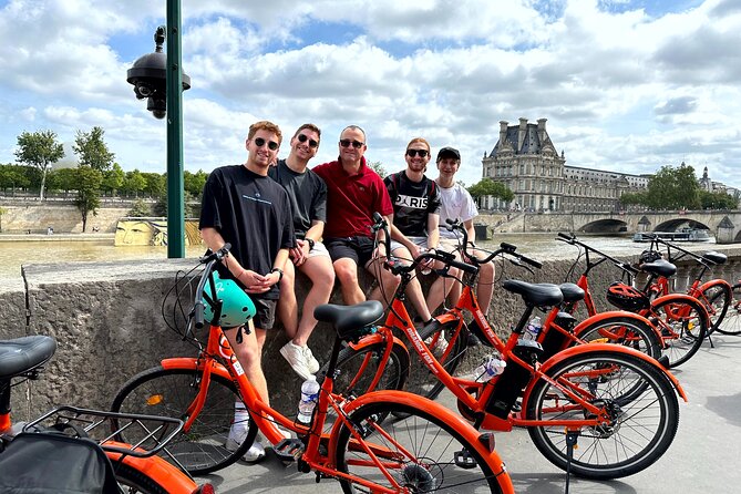 Paris Guided City Sightseeing Tour by Bike or E-Bike - Hotel de Ville to Sainte-Chapelle: Gothic Detail With a Real Sense of Place