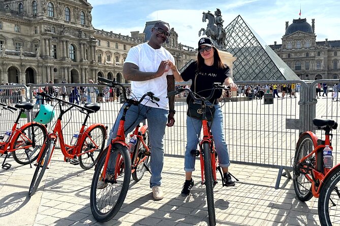 Paris Guided City Sightseeing Tour by Bike or E-Bike - Along the Seine to Musée d’Orsay: A Calm Stretch Between Big Stops