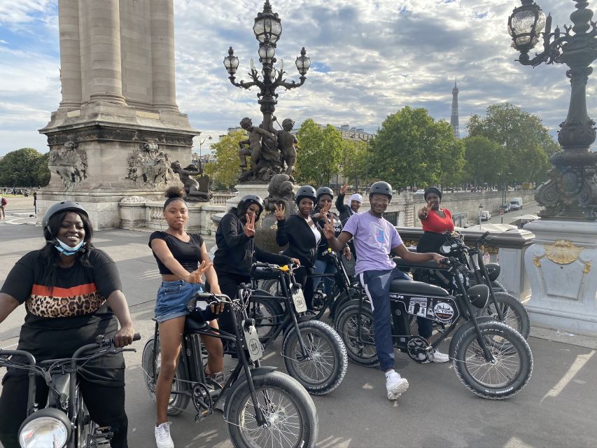 Paris: Guided City Tour by Electric Bike - Helmets, gloves, and a quick test ride you should take seriously