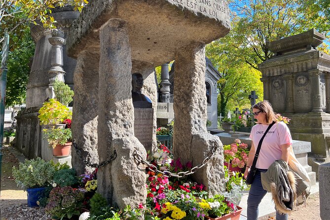 Paris: Haunted Père Lachaise Cemetery Guided Tour - Tour Time and What to Do With the Rest of Your Afternoon