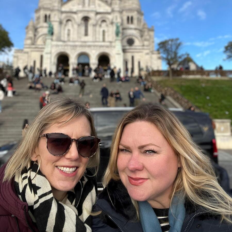 Paris: Hidden Gems of Montmartre with Local Guide - Key things you will love on this Montmartre walk