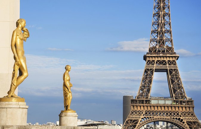 Paris Highlights Immersive Coach Tour - The Big Idea: See the Famous Parts Without Burning Your Day