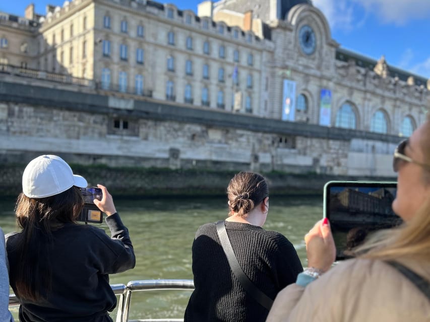 Paris: Hop-On Hop-Off Seine Cruise Pass with 9 Stops - Who this pass suits, and who it may frustrate