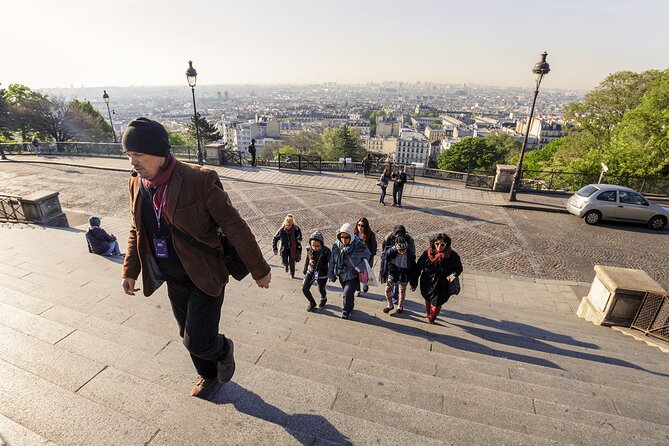 Paris in a Day: Louvre or Orsay, Eiffel Tower, City Walk & Cruise - Latin Quarter Quick Hit, Including Shakespeare and Company