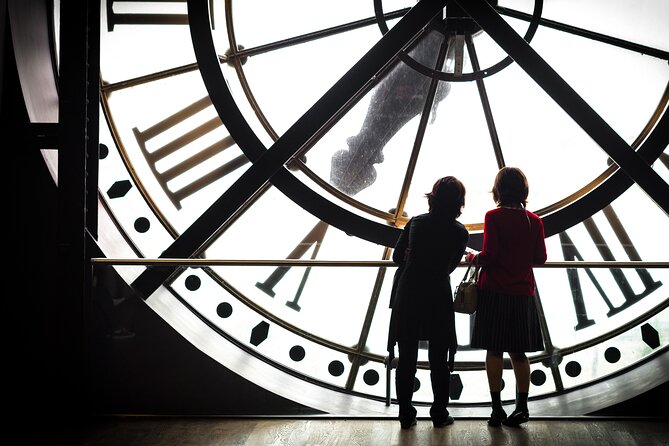 Paris in a Day: Louvre or Orsay, Eiffel Tower, City Walk & Cruise - Montmartre With Sacré-Cœur and the Artist Streets