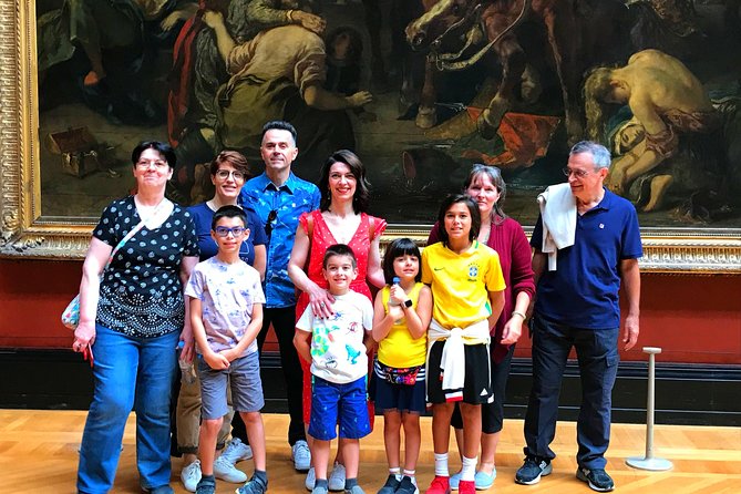 Paris Kids and Families Private Louvre Tour - Why a family-sized private Louvre tour beats wandering