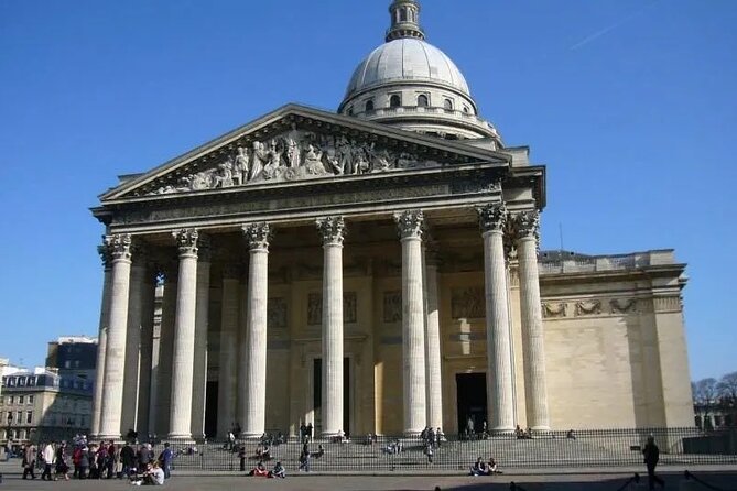 Paris Latin Quarter Walking Tour plus Seine River Cruise Option - Notre-Dame Area Views: Familiar Landmark, Fast Context