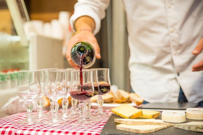 Paris Le Marais District Original Food and Wine Tasting Tour - Why Le Marais Fits a Food and Wine Walk So Well