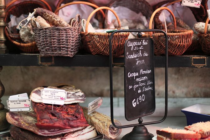 Paris Le Marais District Original Food and Wine Tasting Tour - Rue des Rosiers: Jewish and Middle Eastern Street Food in the Marais