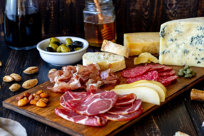 Paris Le Marais: Private French Food & Wine Walking Tour - Diet needs, preferences, and how to avoid surprises