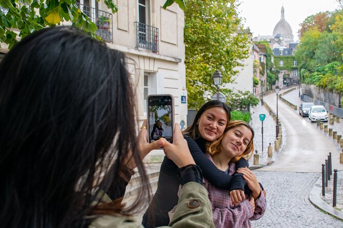 Paris Like a Local: Full-Day Custom Tour with Private Guide - Why a private guide makes Paris feel manageable
