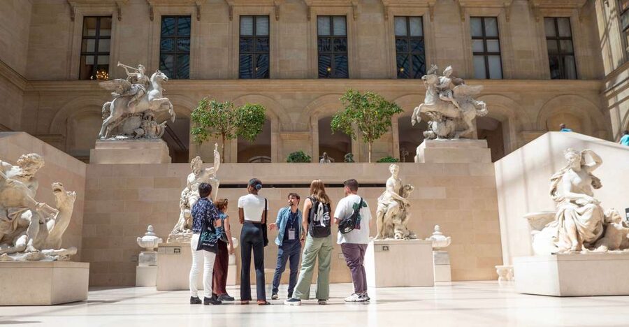 Paris: Louvre Museum Highlights and Mona Lisa Tour - Why This Louvre Highlights Tour Feels Easier Than Going Solo